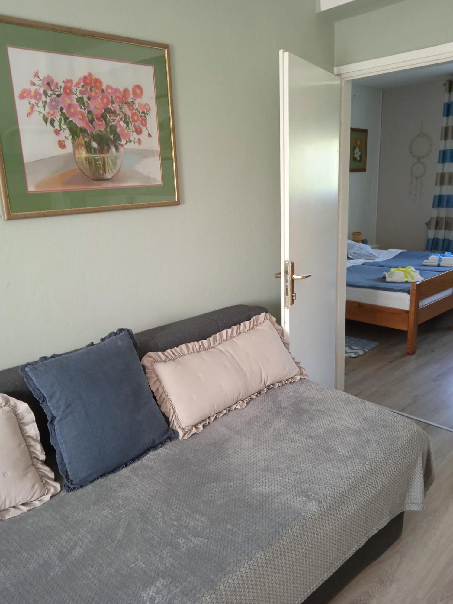 Studio Luna Appartement Karlovac Exterior foto